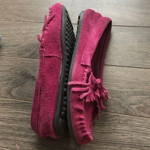 ⭐️SALE⭐️Magenta Moccassins genuine suede size 7